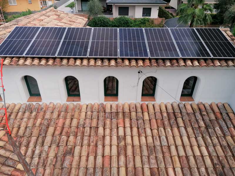 Energia Solar Fotovoltaica a Vidreres (Girona)